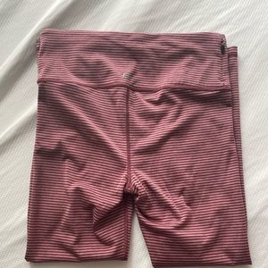 Gap Yoga Pants 3/4 Cut- Pink Striped